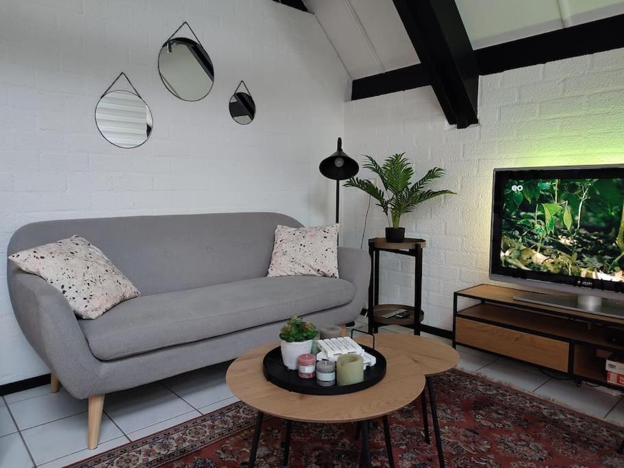 Vrijstaande Recreatiebungalow Met Slaapvide Posterholt Eksteriør bilde