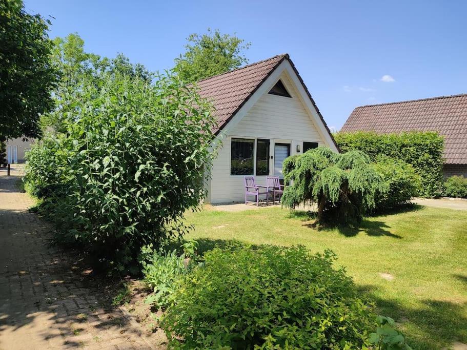 Vrijstaande Recreatiebungalow Met Slaapvide Posterholt Eksteriør bilde